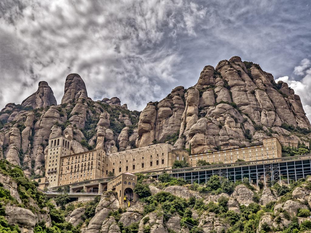 FentKmí | XV PUJADA A PEU SARRIÀ A MONTSERRAT FentKmí | XV PUJADA A PEU SARRIÀ A MONTSERRAT